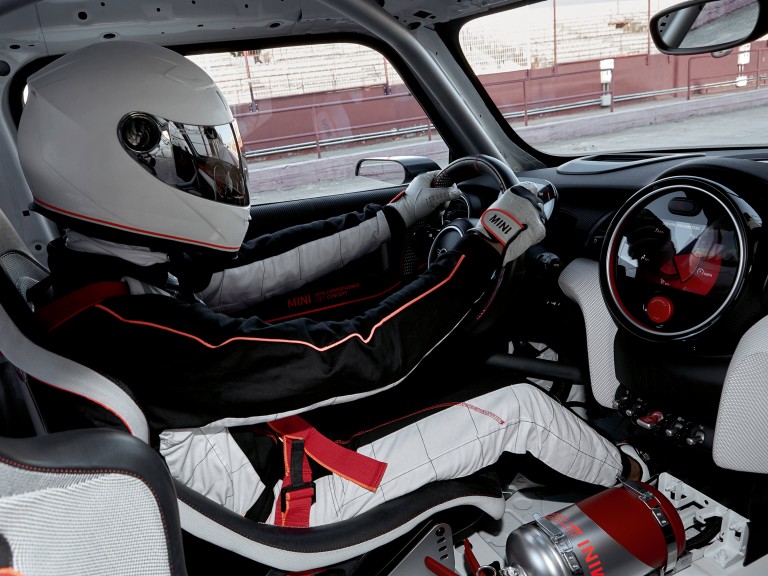 MINI John Cooper Works GP Concept – interieur
