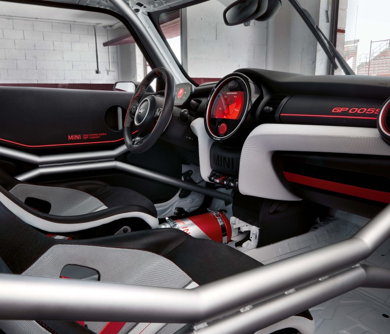 MINI John Cooper Works GP Concept – poste de conduite