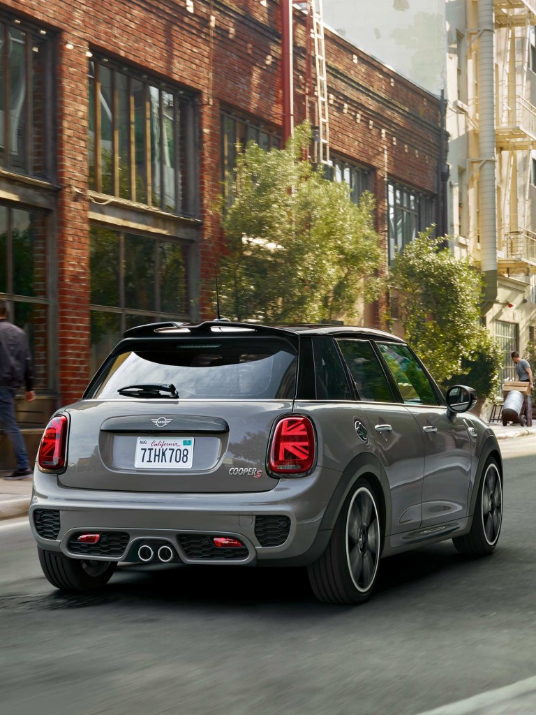MINI HATCH 5 PORTES