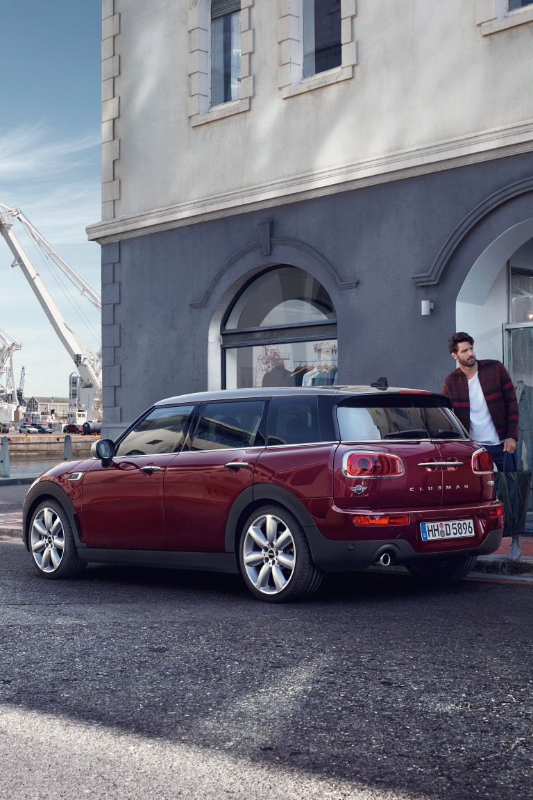 MINI Clubman – side view