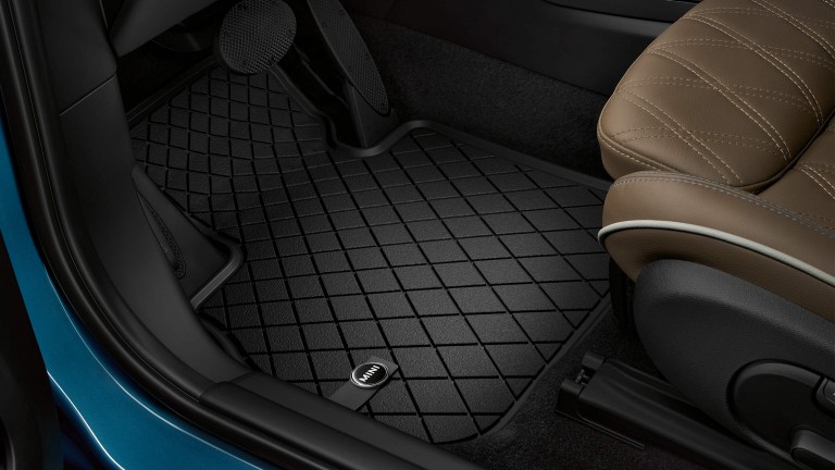 All-Weather Floormats in Essential Black