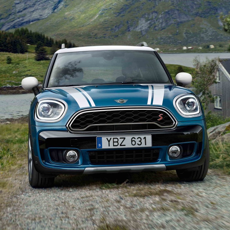 MINI COUNTRYMAN – FRONT VIEW