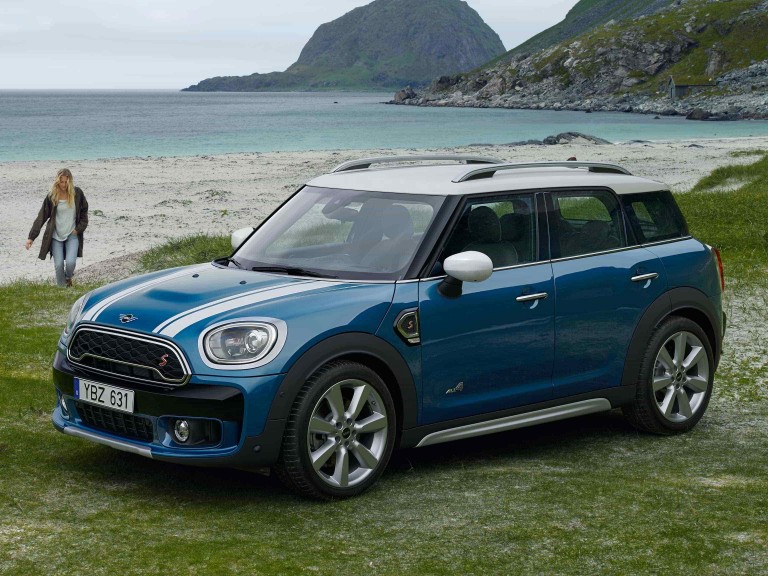 MINI COUNTRYMAN – SIDE VIEW